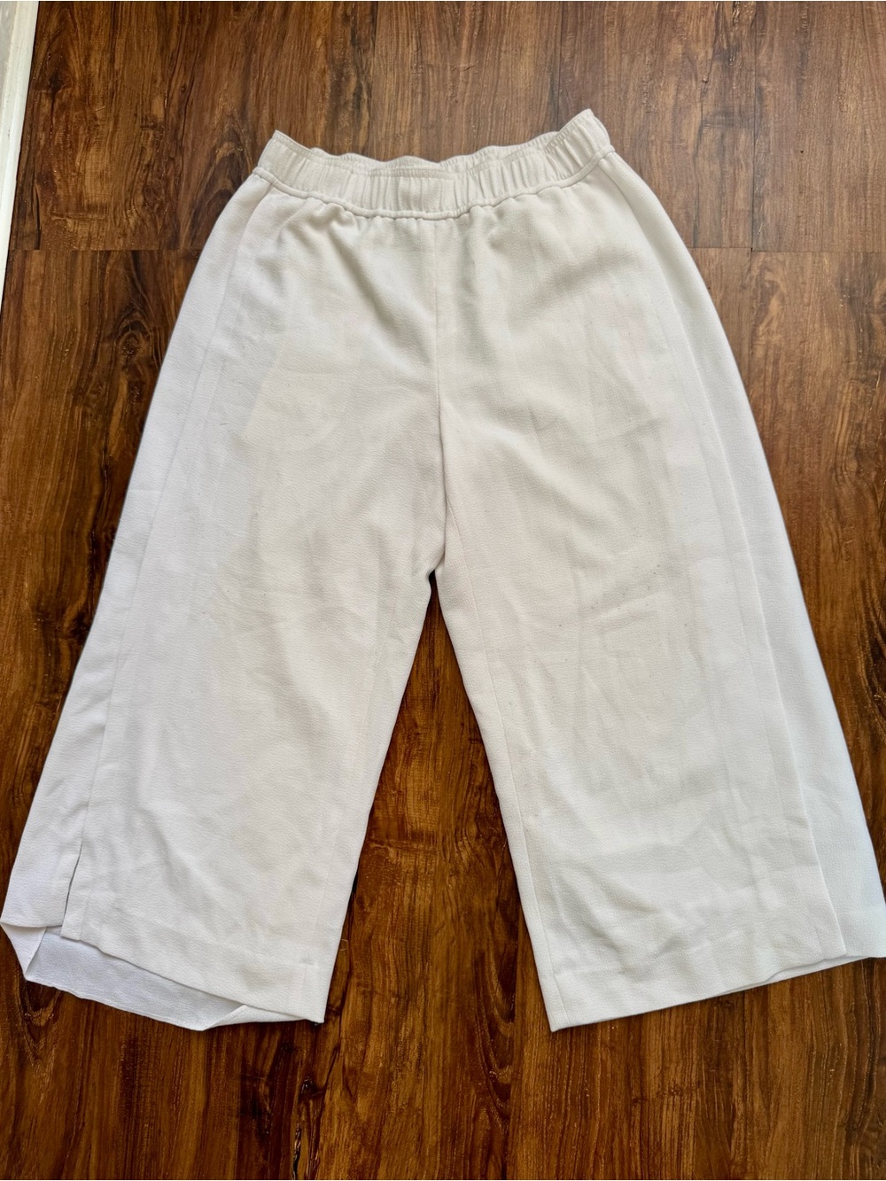 Club Monaco Off White Cropped Wide Leg Pants, Size 4